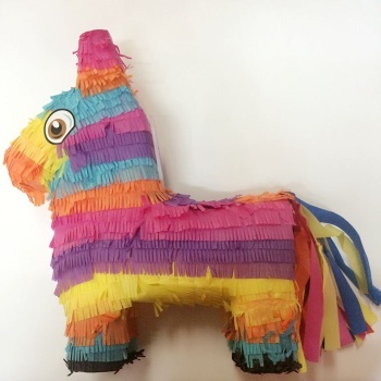 匠心纸艺，点亮传统 探访义乌国际商贸城三区的纸质工艺品世界